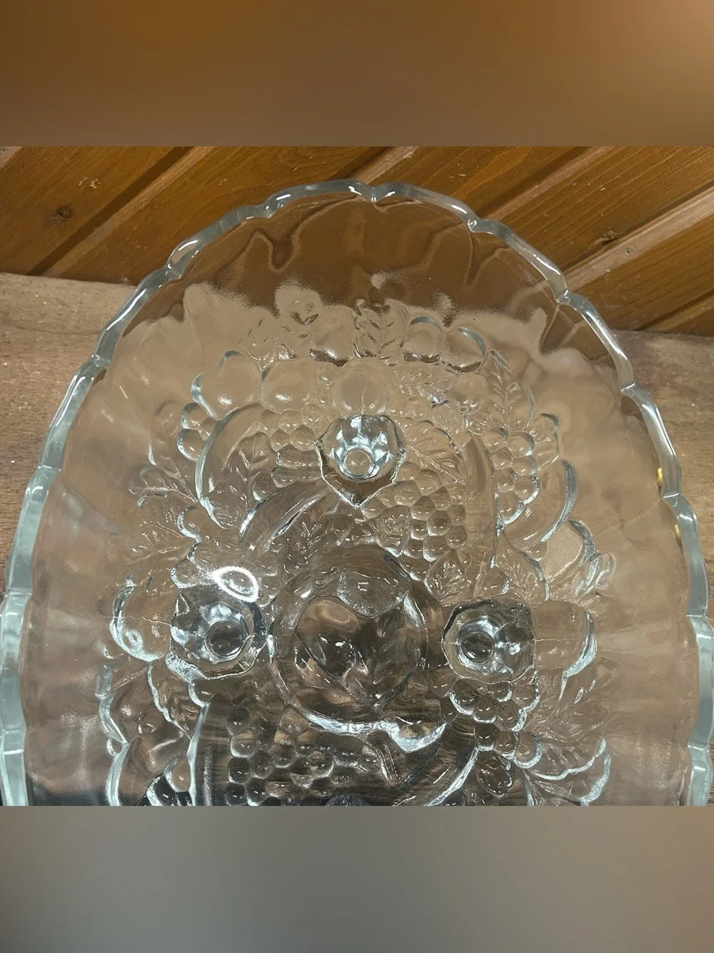 Vintage Indiana Glass Harvest Grape Glass Fruit Bowl (C)